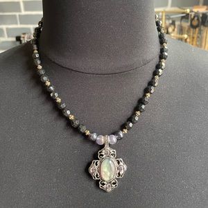 Handmade fashion necklace